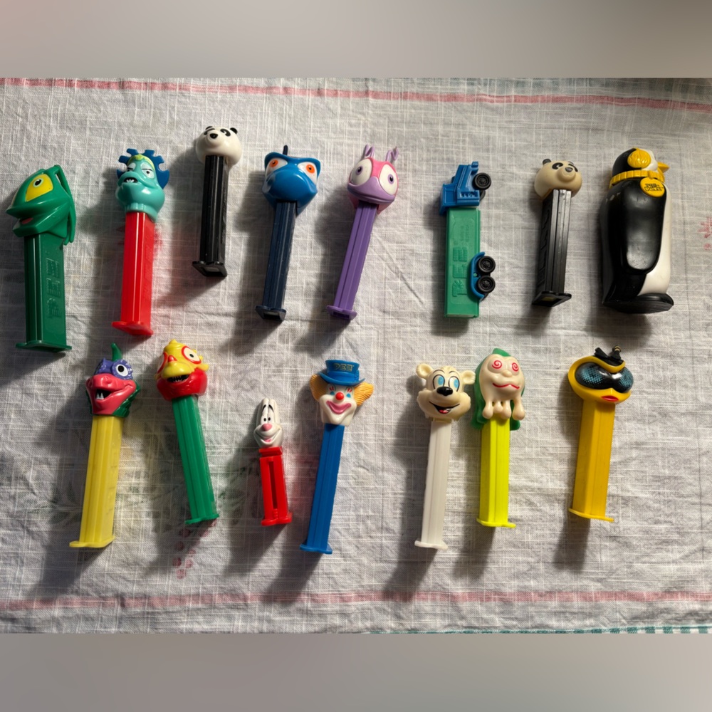 Mix Lot of Pez Candy Dispenser Collection